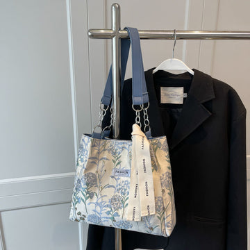 Trendy Handbag